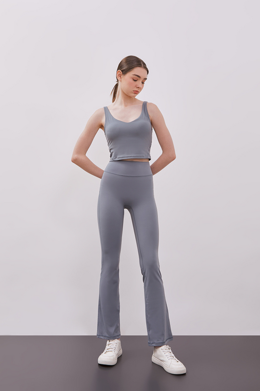 Form soft and smooth flare pants