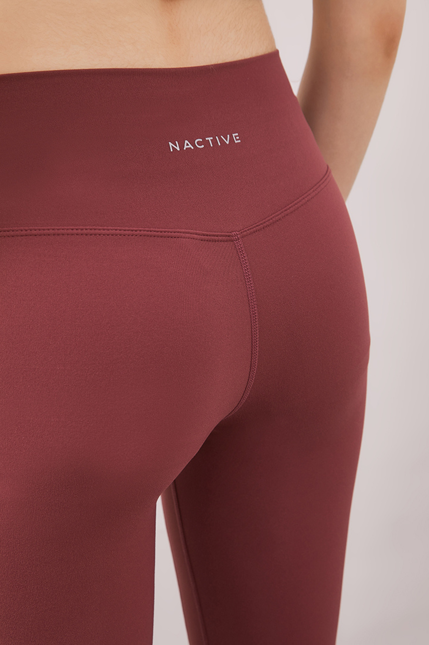 Belle V-shaped flare legging