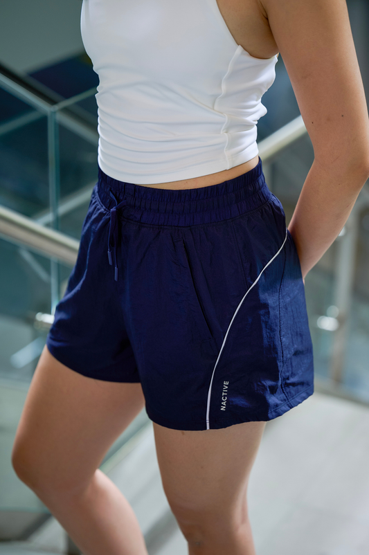 Posh stripe short